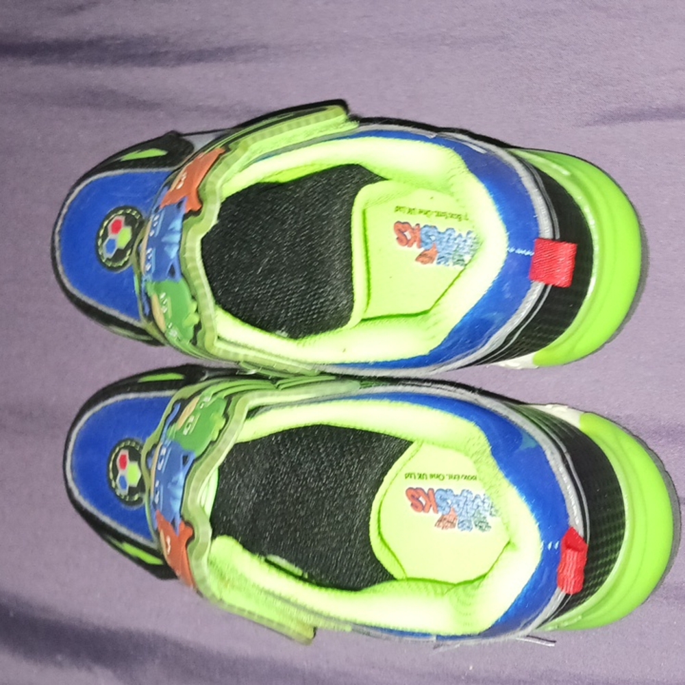 Toddler shoes